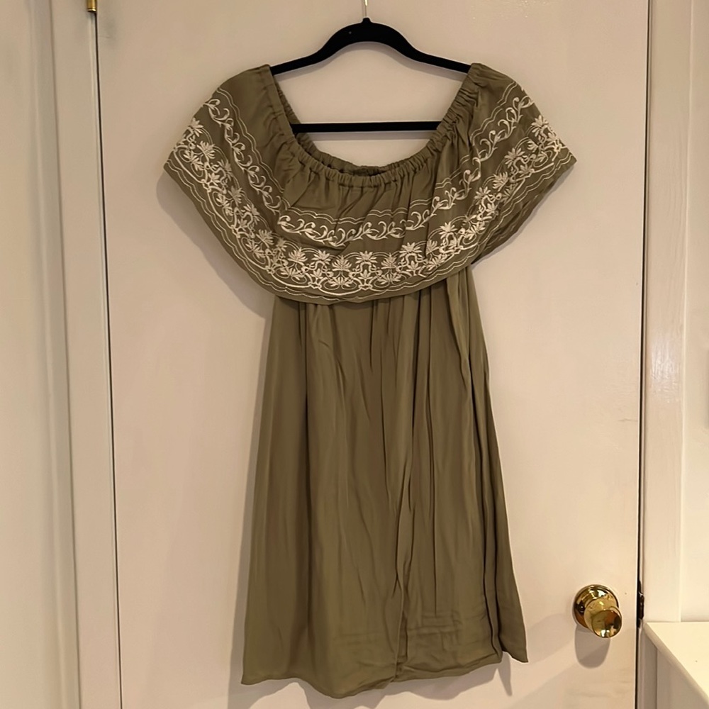 Love Tree- Off the Shoulder Sage Green Dress - Picture 2 of 3